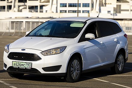 Ford Focus III     